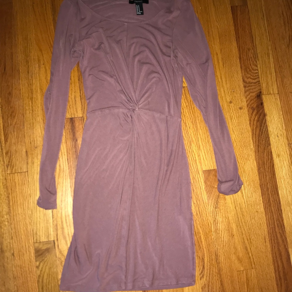 Long sleeve body on dress